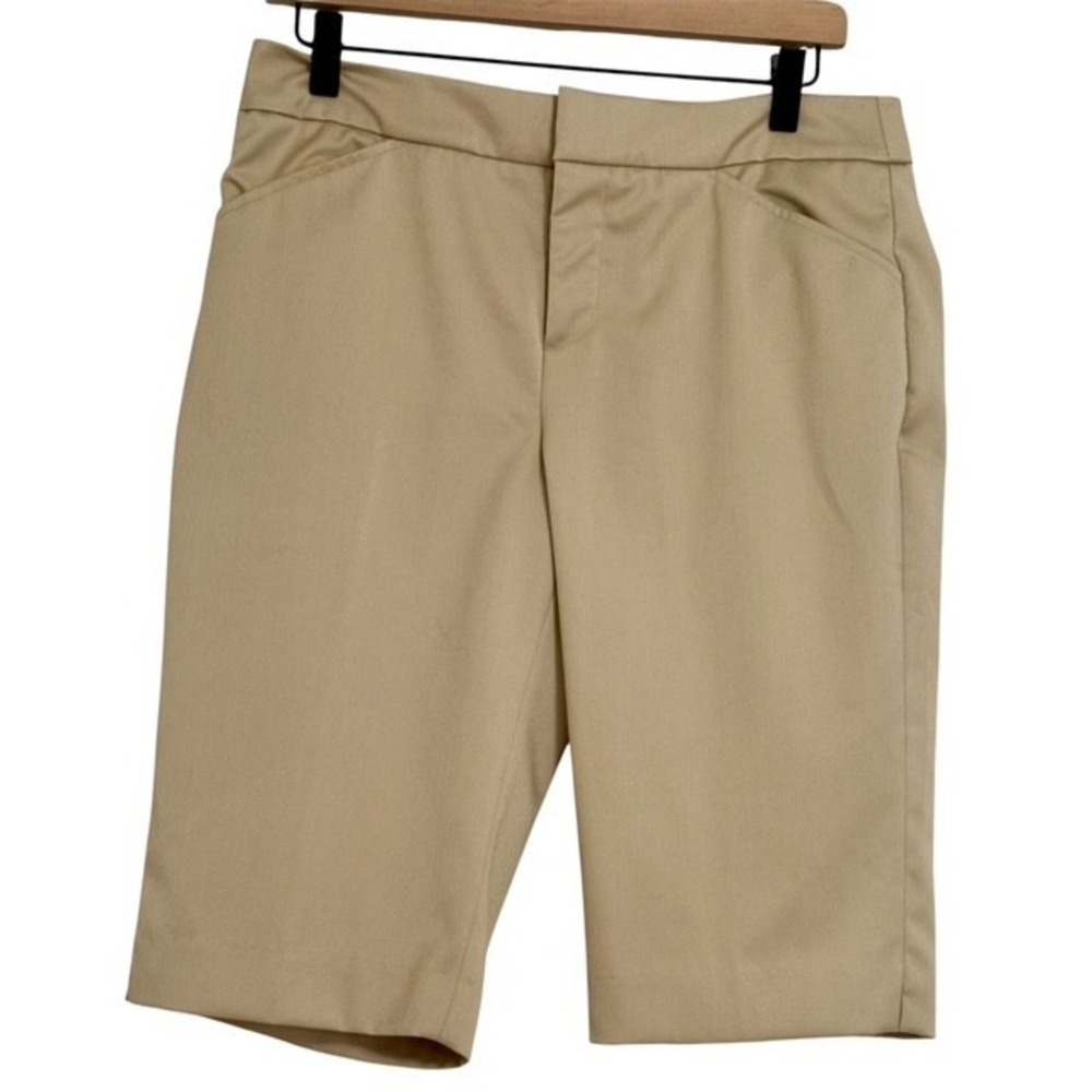 Peace of Cloth Long Bermuda Shorts Womens 8 Khaki Golf